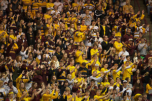 17 Nov 12:  The University of Minnesota Golden Gophers host the University of Wisconsin Badgers in a WCHA conference matchup at Mariucci Arena in Minneapolis, MN. (Jim Rosvold)