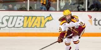 20 Nov 15: Kelly Pannek (Minnesota - 19). The University of Minnesota Golden Gophers host the Yale University Bulldogs in a non-conference matchup at Ridder Arena in Minneapolis, MN. (Jim Rosvold/University of Minnesota)