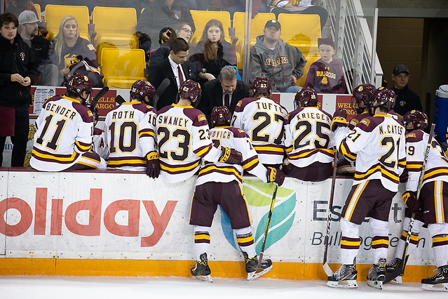 6 Oct 18:  The University of Minnesota Golden Gophers play against the University of Minnesota Duluth Bulldogs in a non-conference matchup at AMSOIL Arena in Duluth, MN. (Jim Rosvold/University of Minnesota)