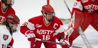 Sammy Davis during the championship game of the Beanpot during NCAA Women