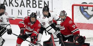 No. 1 St. Cloud State beat Nebraska-Omaha 4-1 Friday night at Baxter Arena. (Photo by Michelle Bishop) (Michelle Bishop)