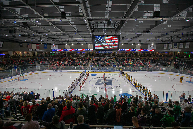 29 Mar 19: The St. Cloud State Huskies play against the American International Yellow Jackets in a 2019 West Regional semifinal matchup at Scheels Arena in Fargo, ND. (Jim Rosvold)