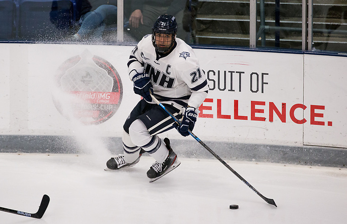 DURHAM, NH - NOVEMBER 1: Anthony Wyse #21 of the New Hampshire Wildcats. The Boston College Eagles visit the New Hampshire Wildcats during NCAA men's hockey at the Whittemore Center on November 1, 2019 in Durham, New Hampshire. The Wildcats won 1-0 in overtime. (Photo by Rich Gagnon/USCHO) (Rich Gagnon)